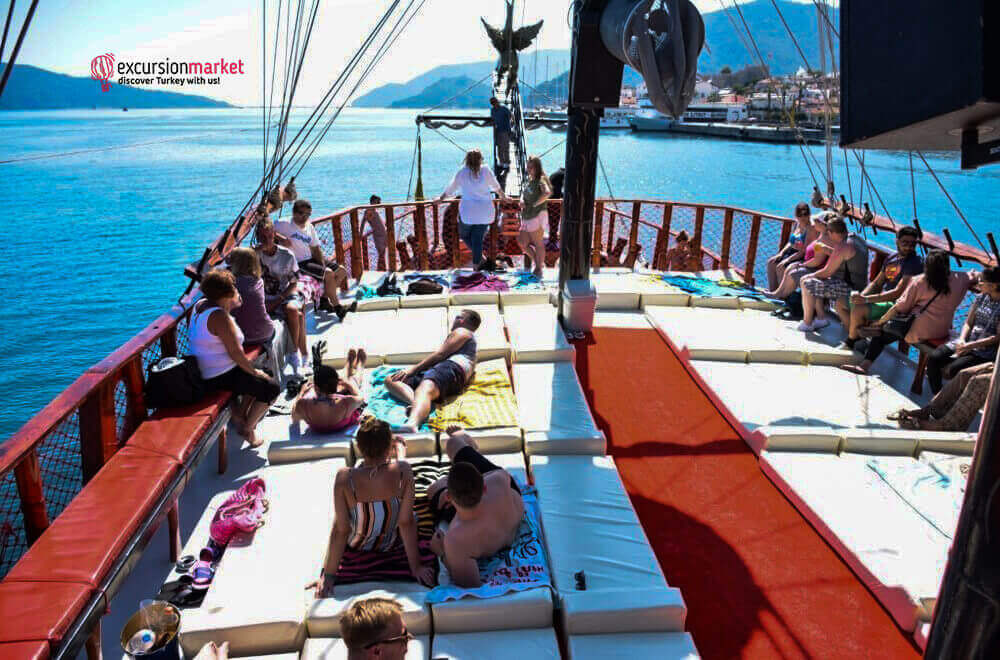 Davy Jones Pirate Boat Trip Marmaris - Excursion Market
